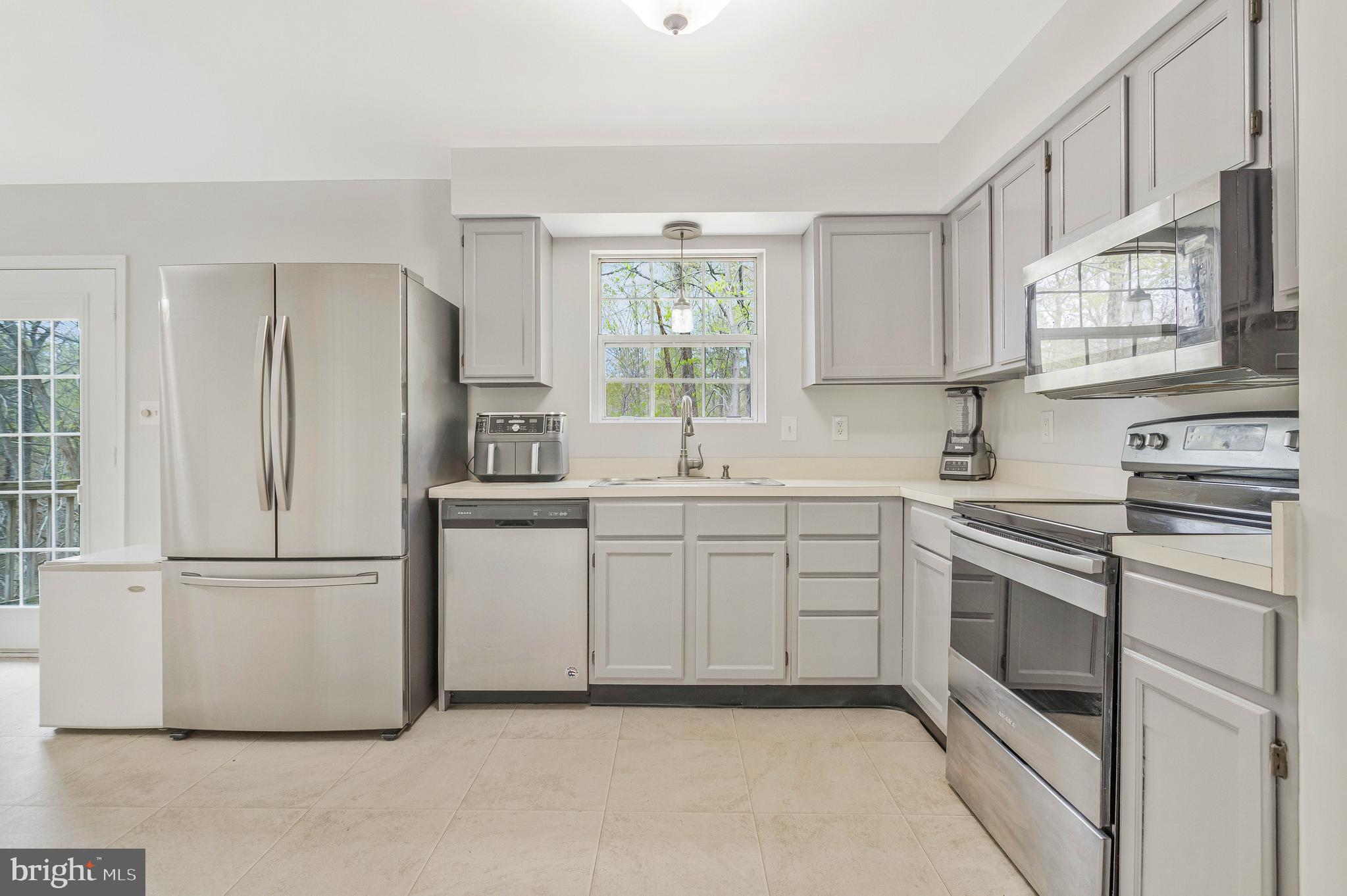 DRUM POINT - Residential