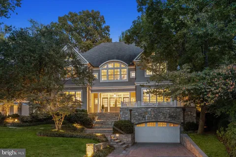 3033 University Terrace NW, Washington, DC MLS: DCDC2230856