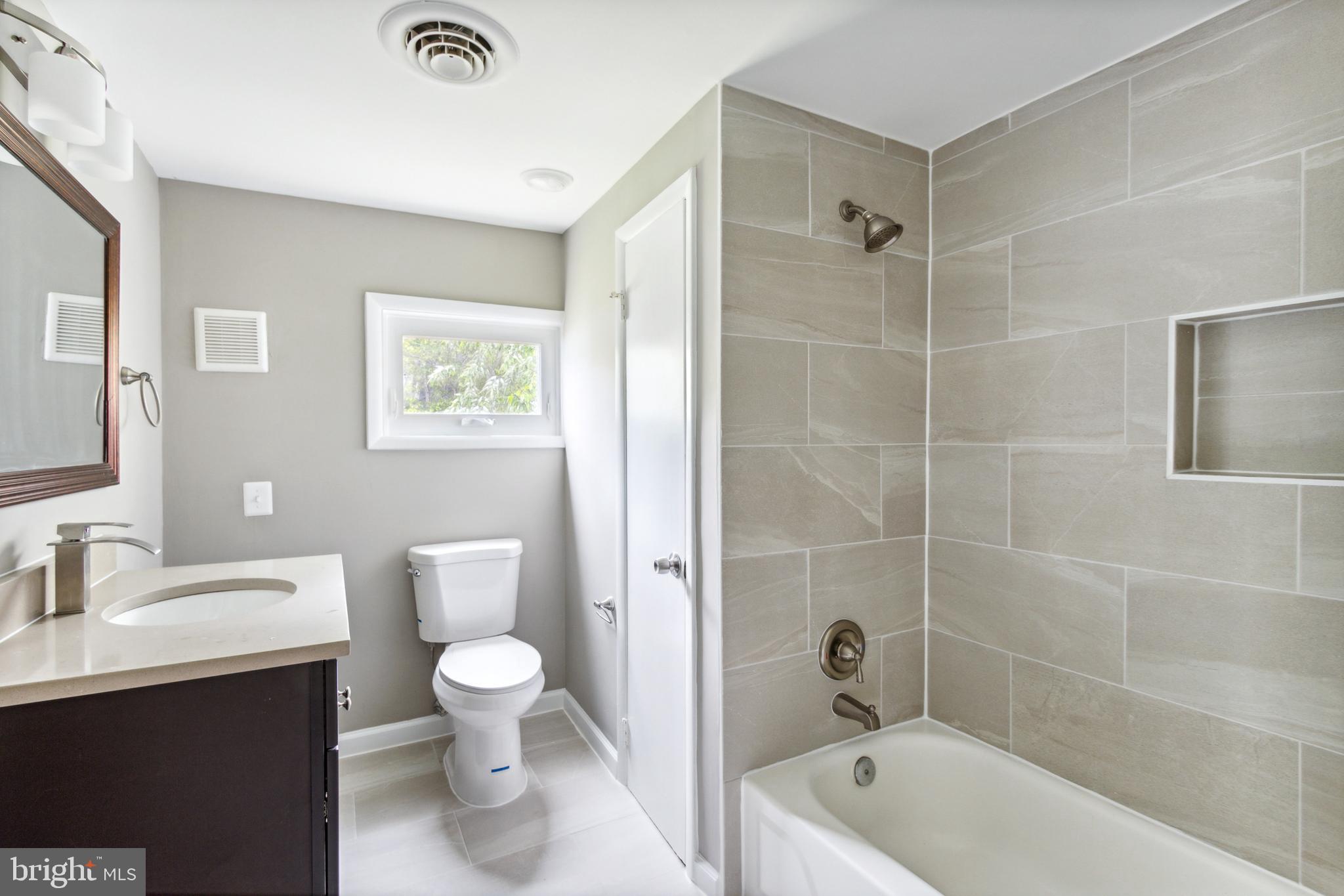 BRUNSWICK - Residential