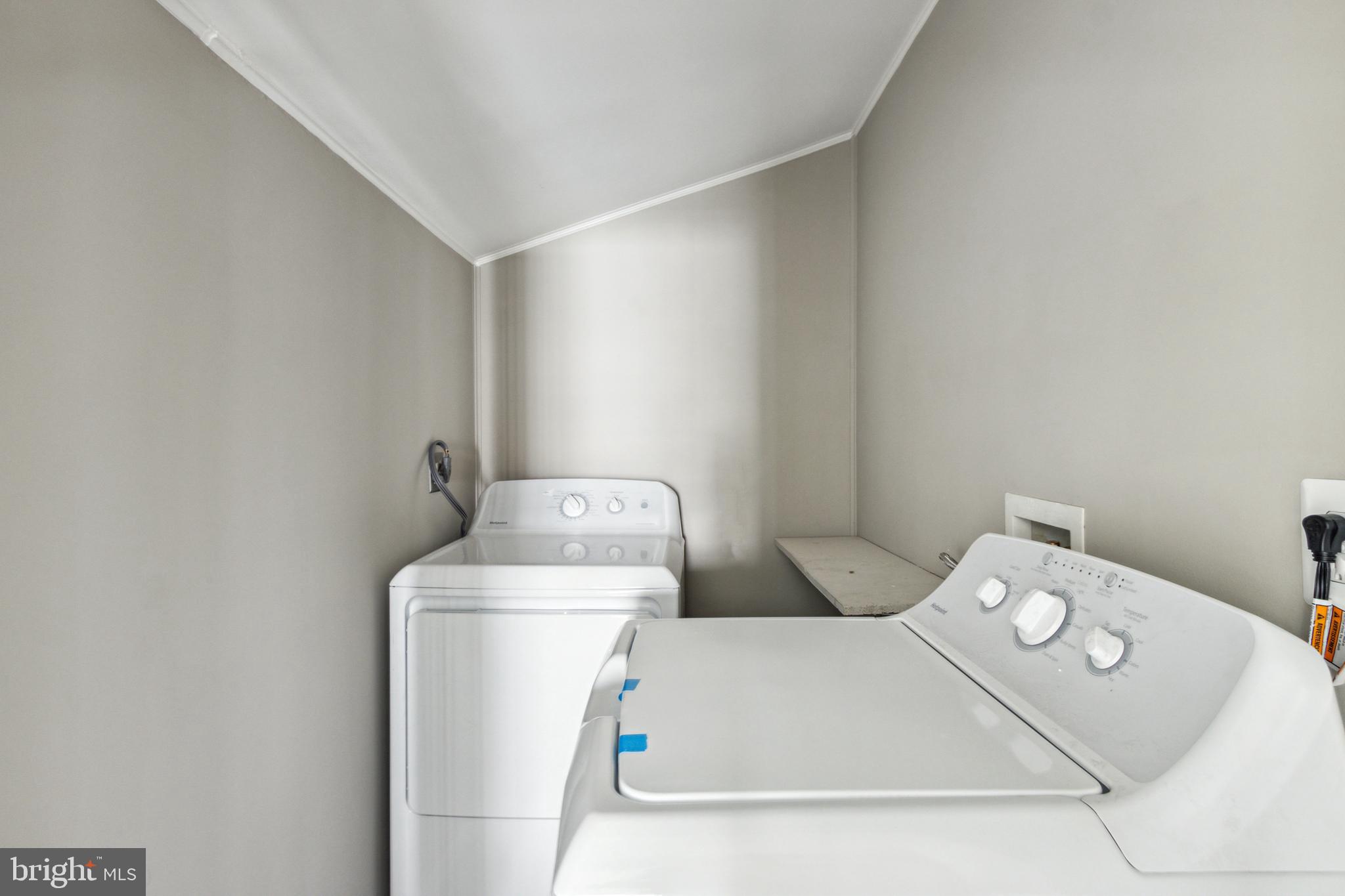 BRUNSWICK - Residential