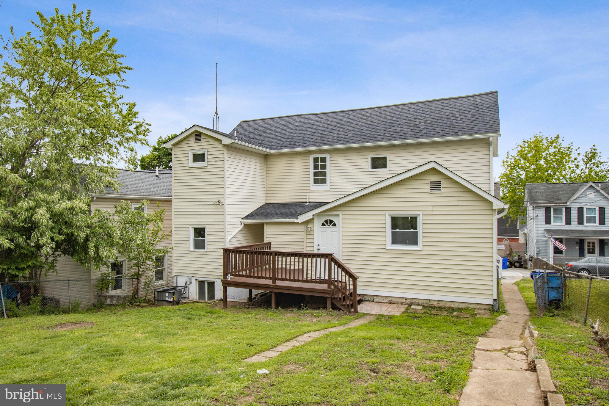 BRUNSWICK - Residential