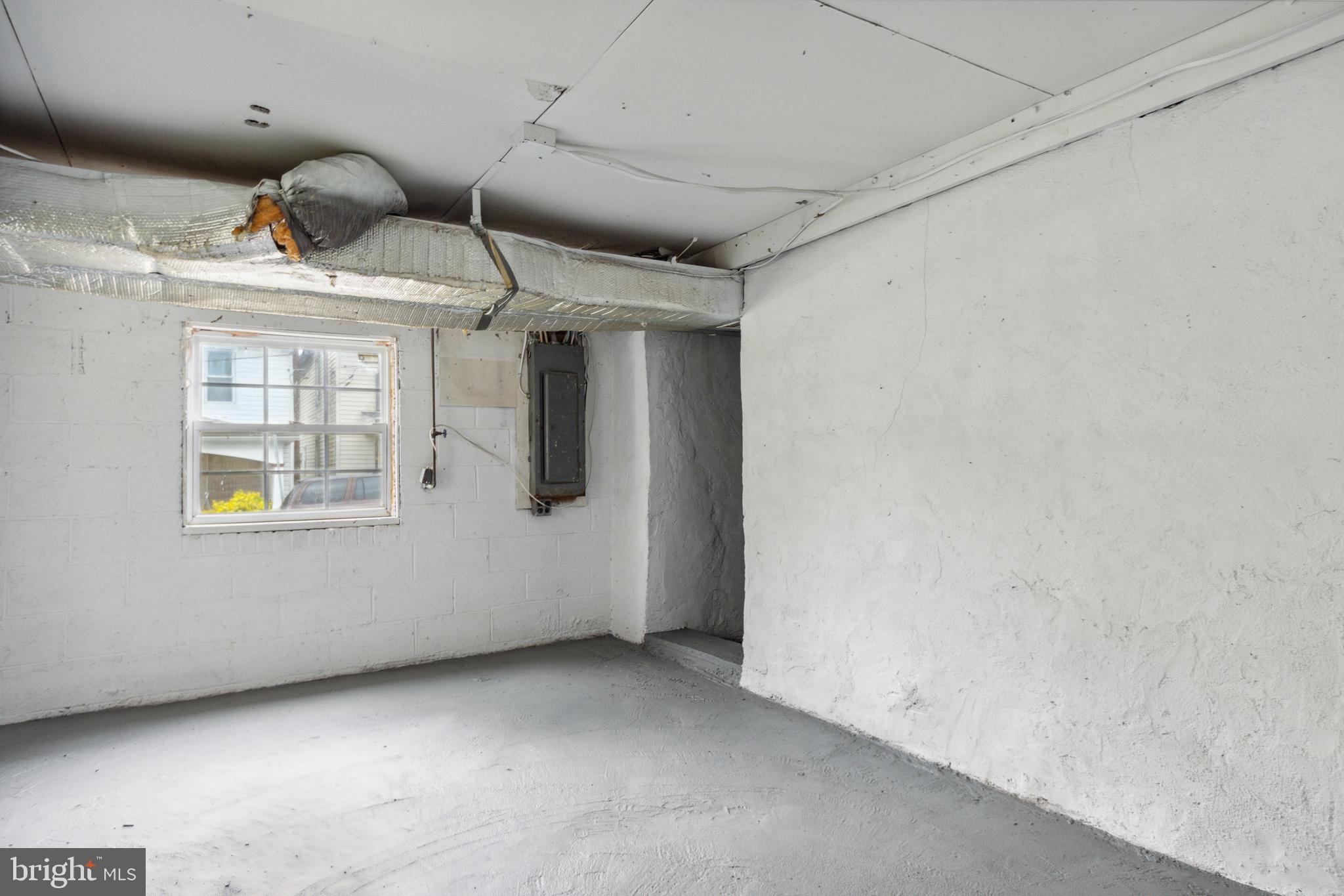 BRUNSWICK - Residential