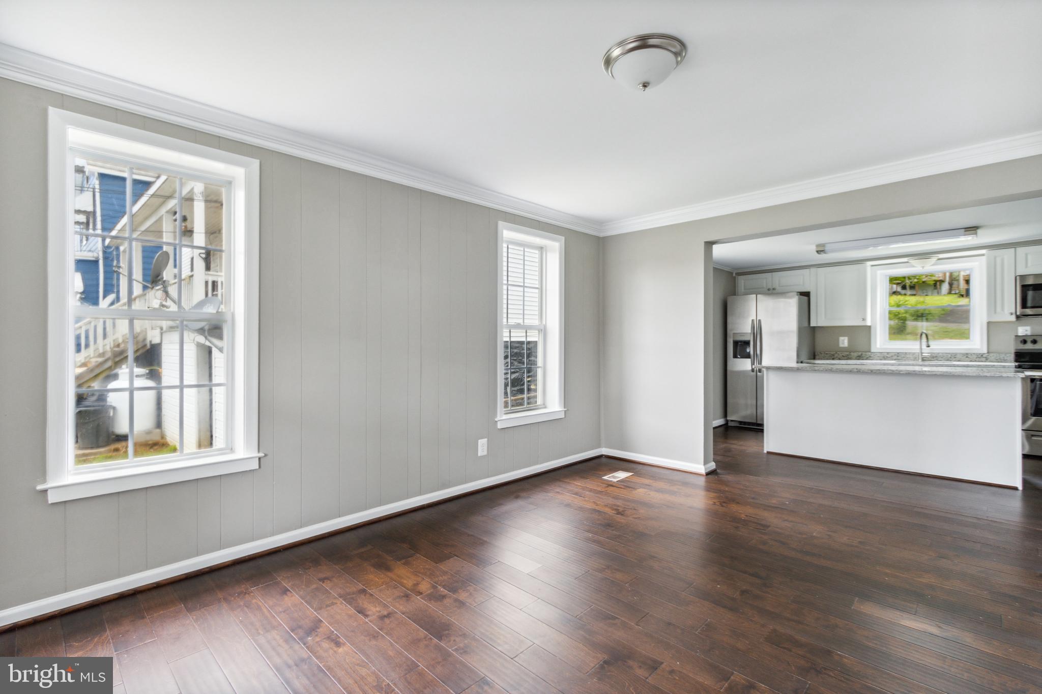 BRUNSWICK - Residential