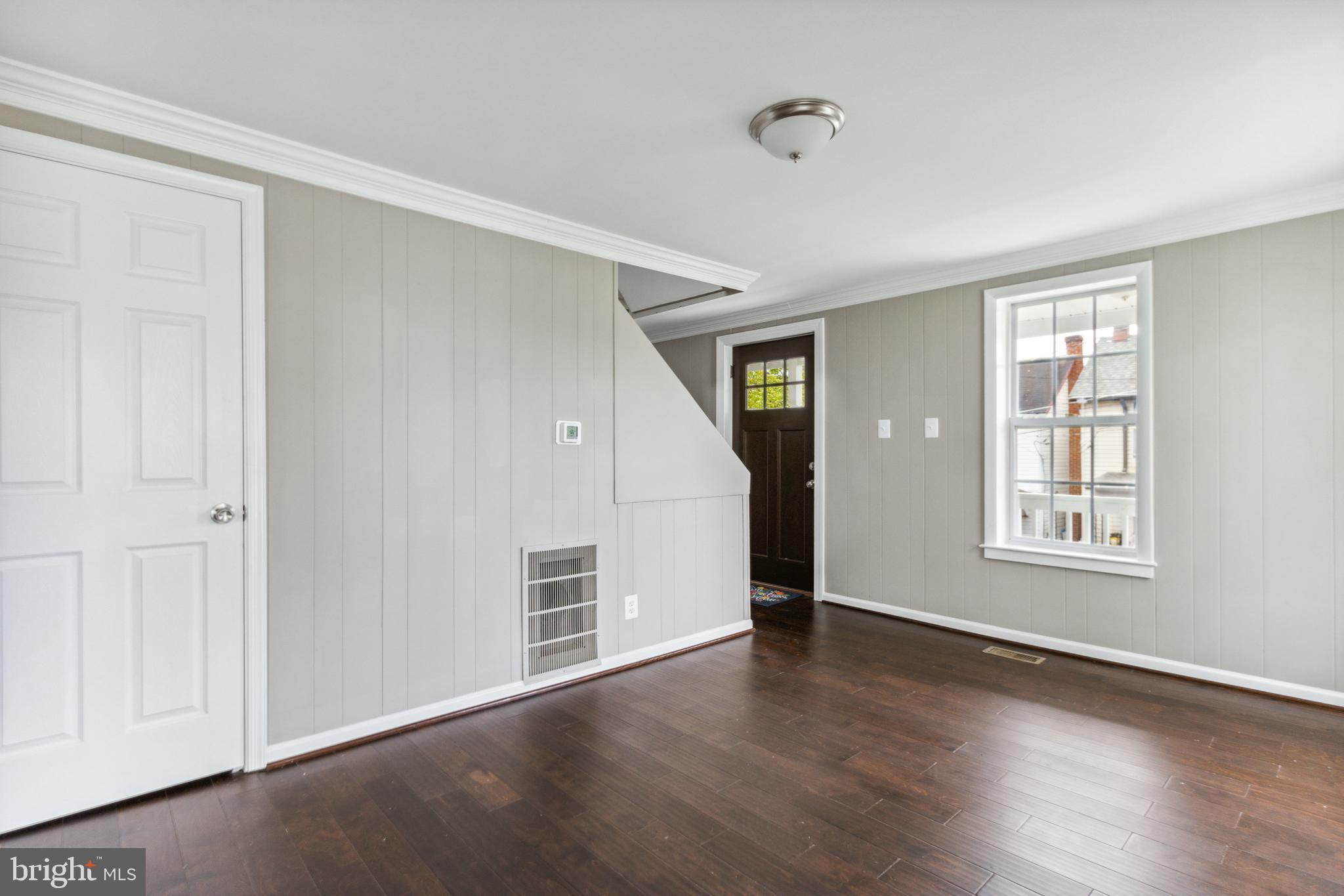 BRUNSWICK - Residential