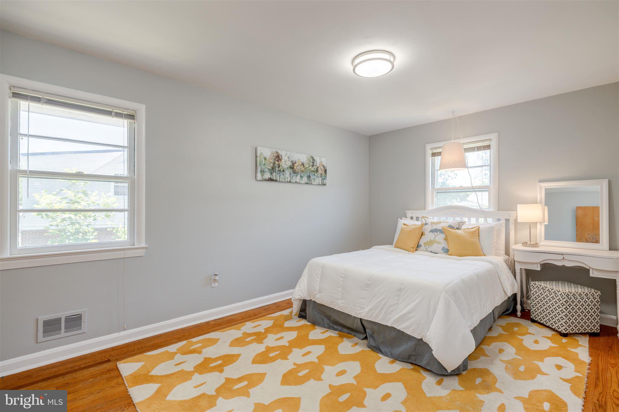 WHEATON VIEW - Residential