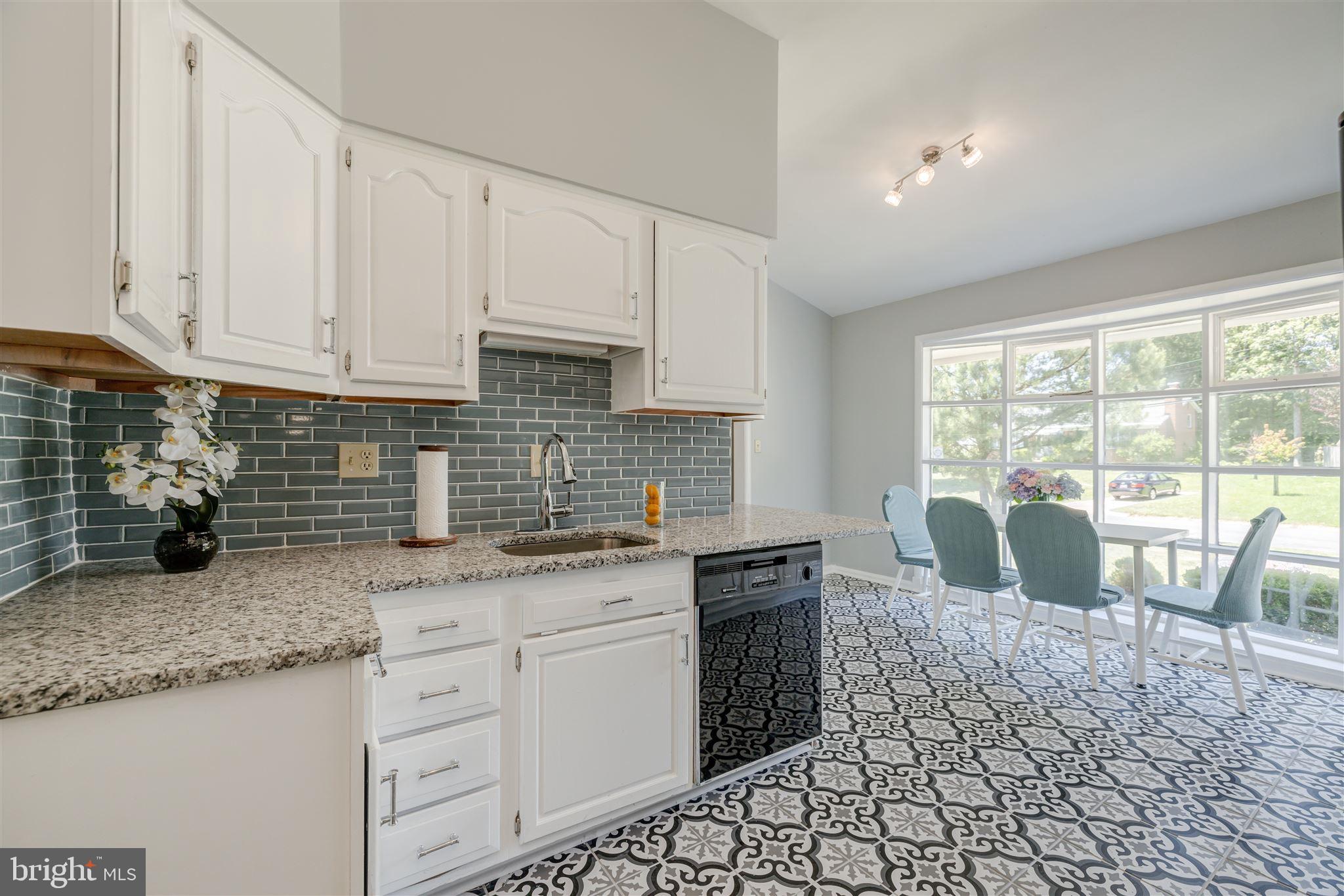 WHEATON VIEW - Residential