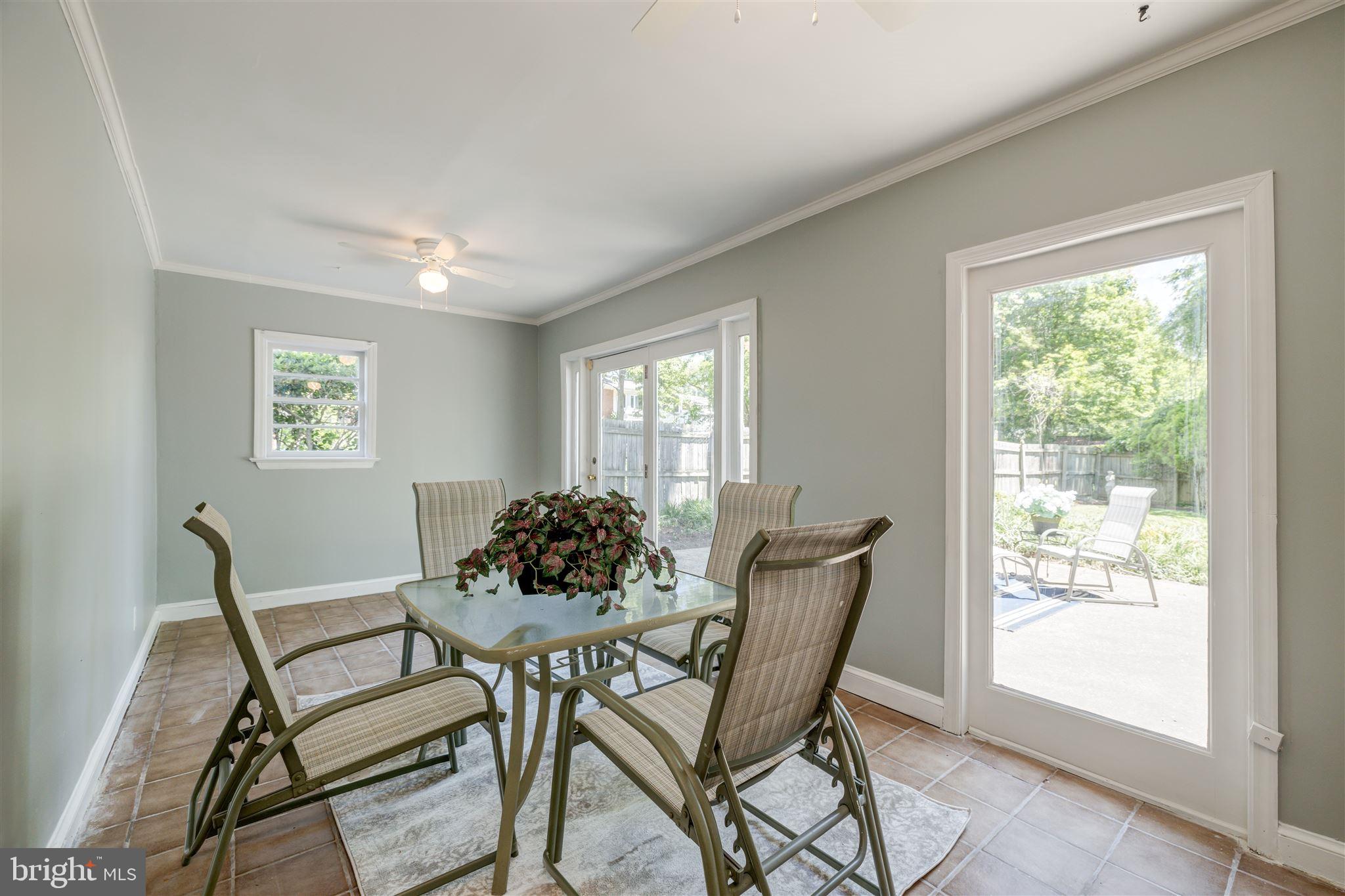 WHEATON VIEW - Residential