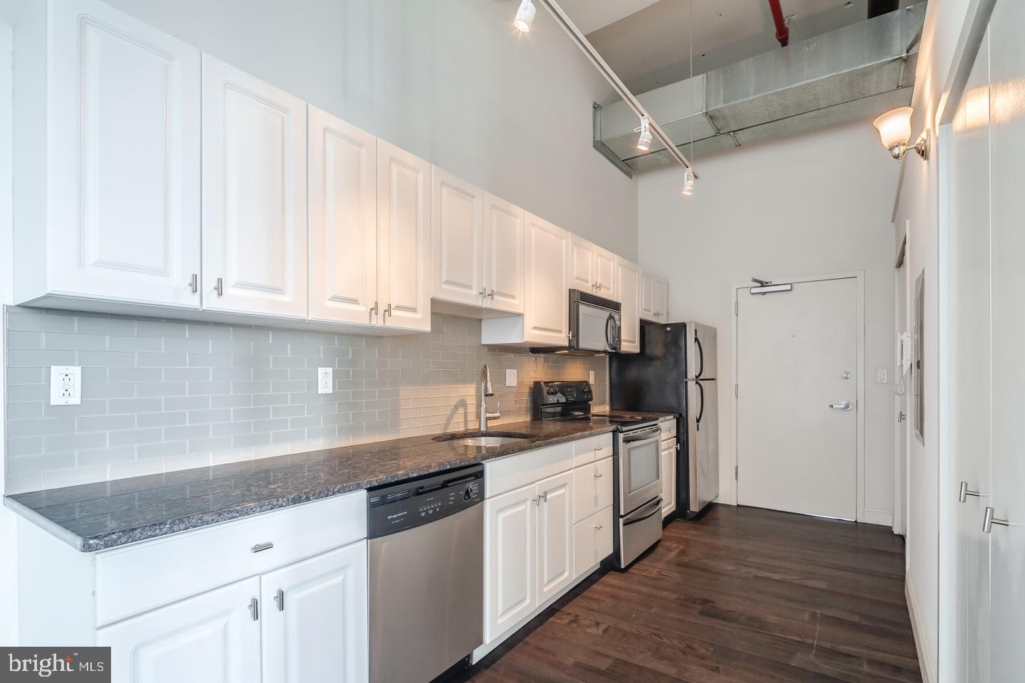 NORTHERN LIBERTIES - Residential Lease