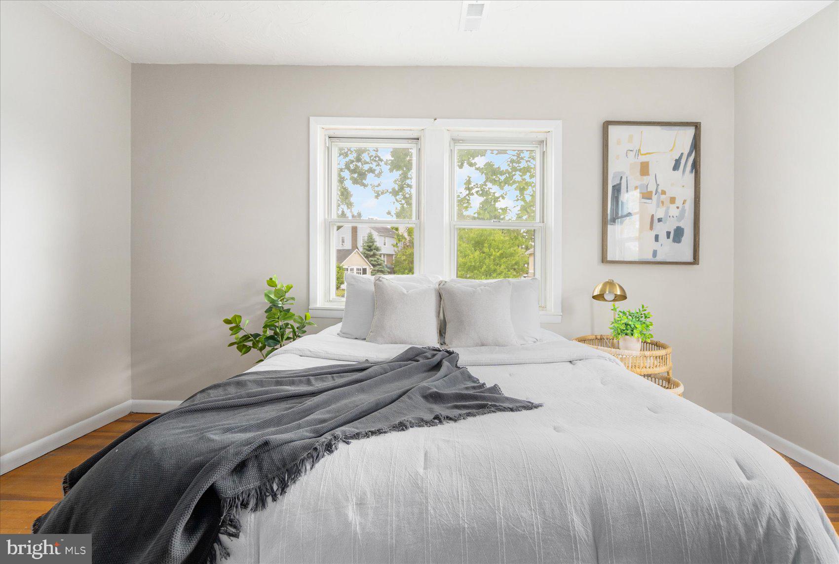 PARKVILLE - Residential Lease