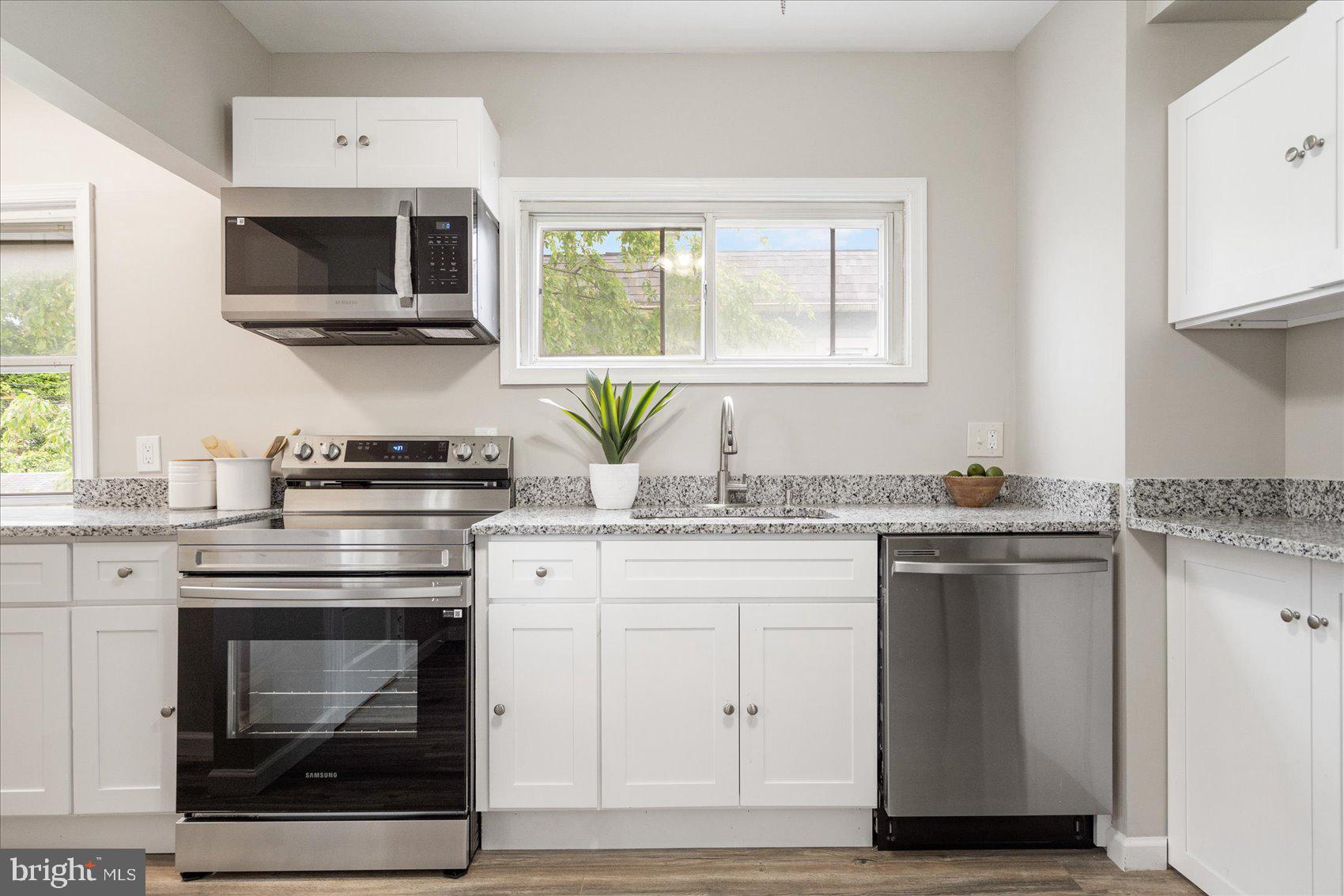 PARKVILLE - Residential Lease