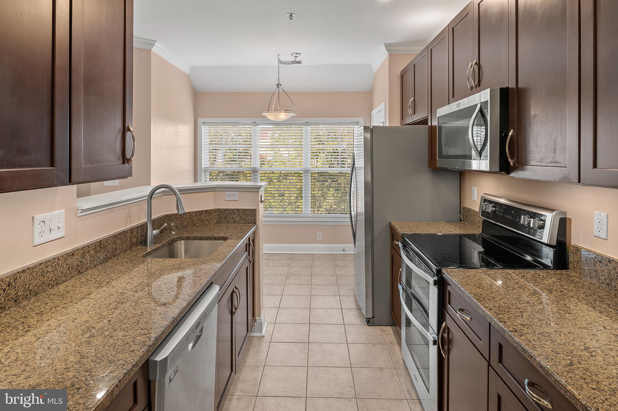 WAVERLY WOODS - Residential Lease