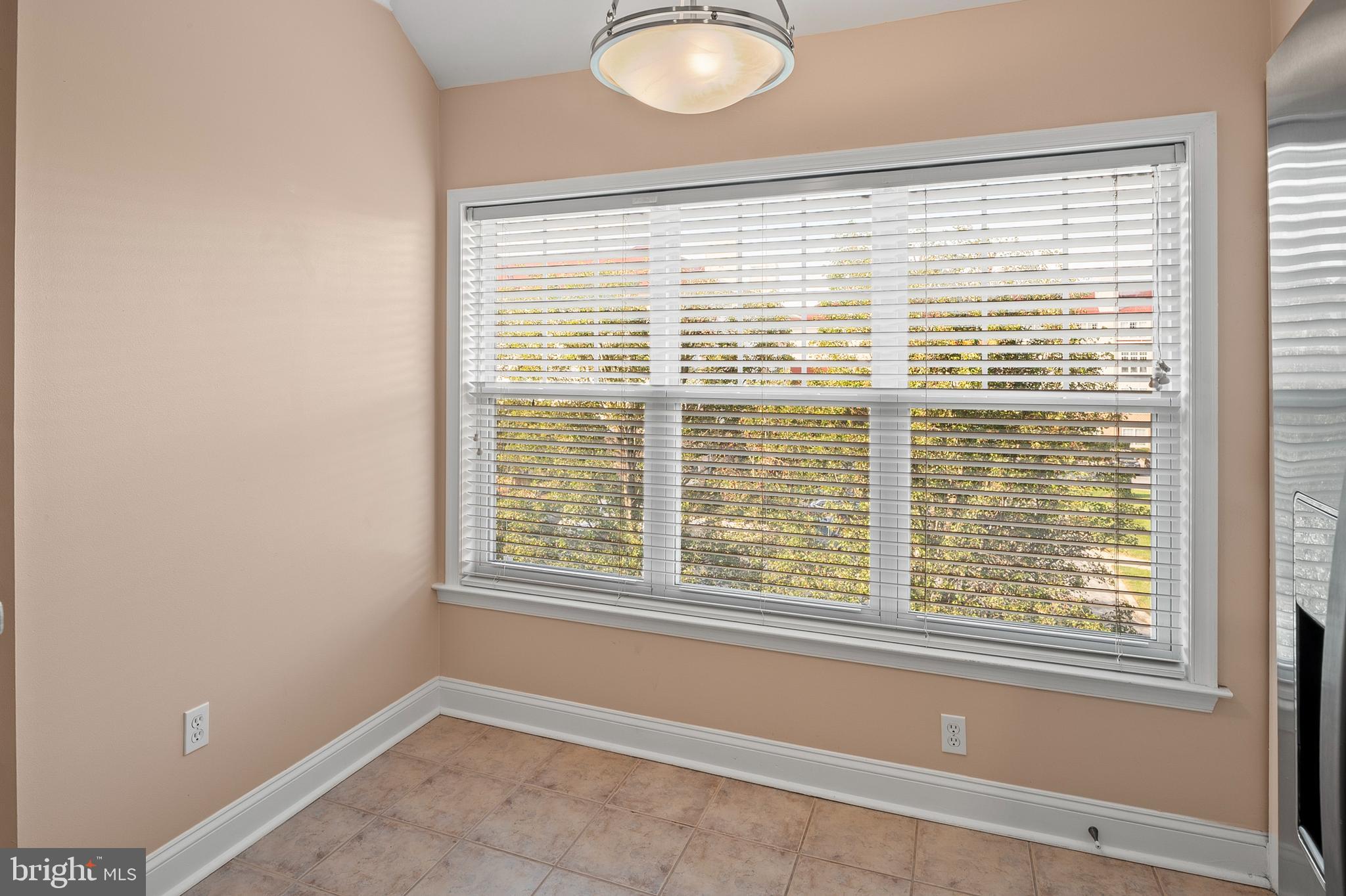 WAVERLY WOODS - Residential Lease