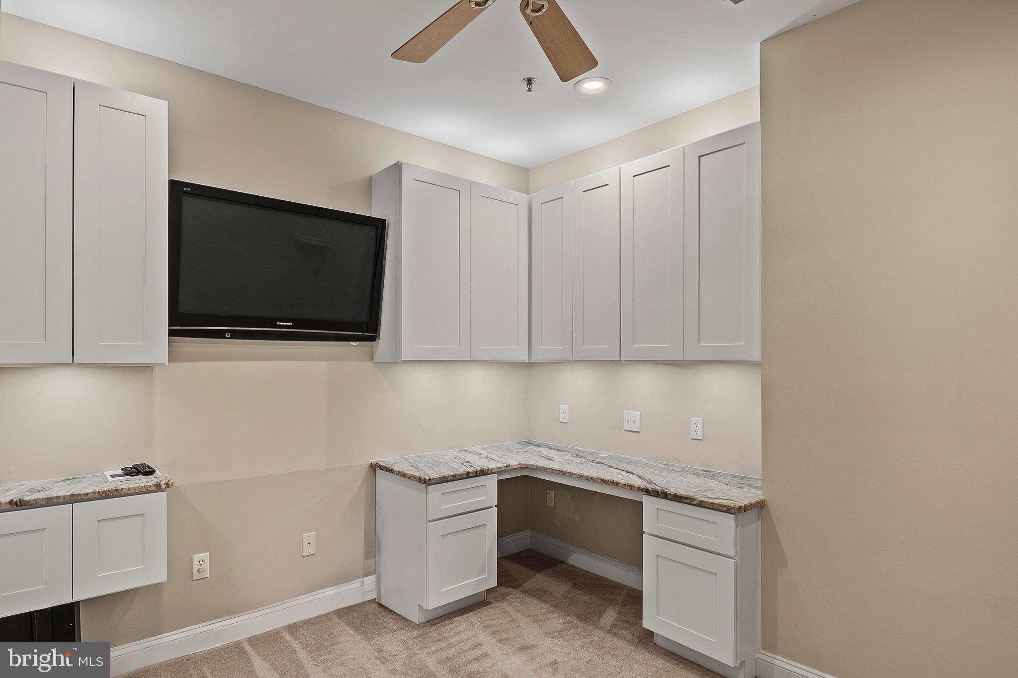 WAVERLY WOODS - Residential Lease