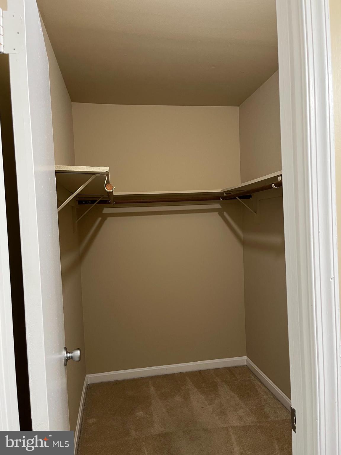 CHARING CROSS - Residential Lease