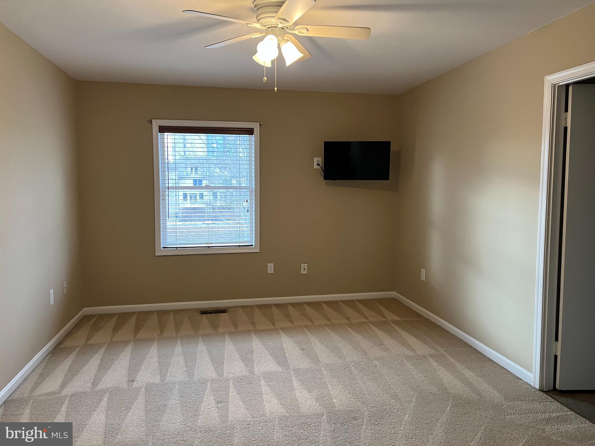 CHARING CROSS - Residential Lease