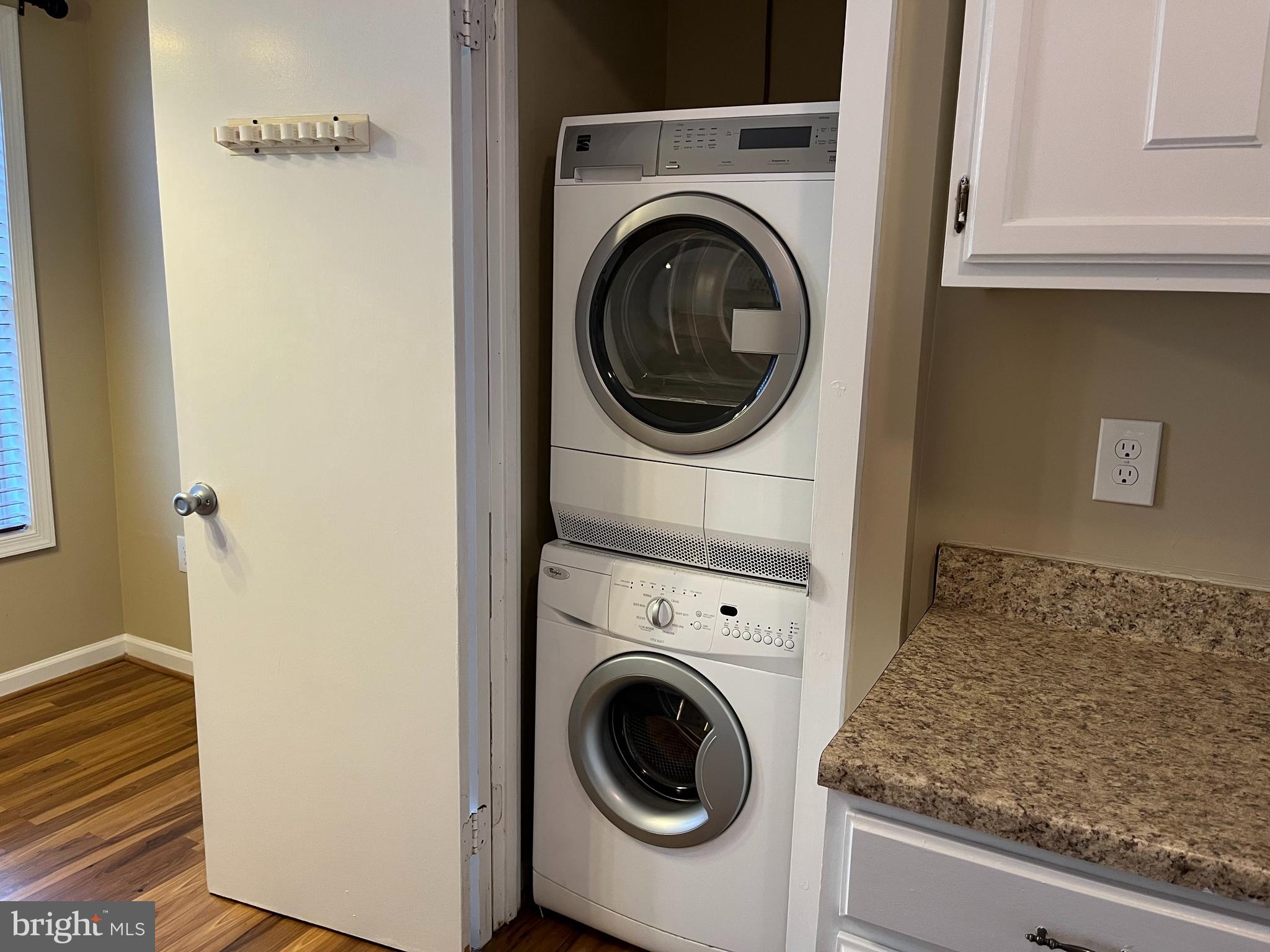 CHARING CROSS - Residential Lease