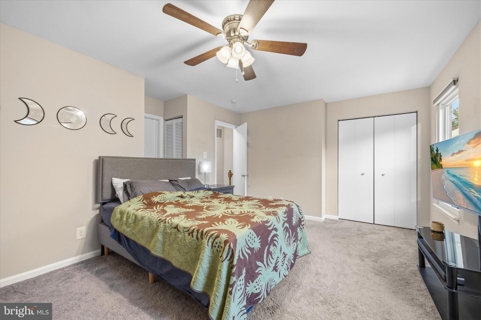 GREENCASTLE MANOR - Residential