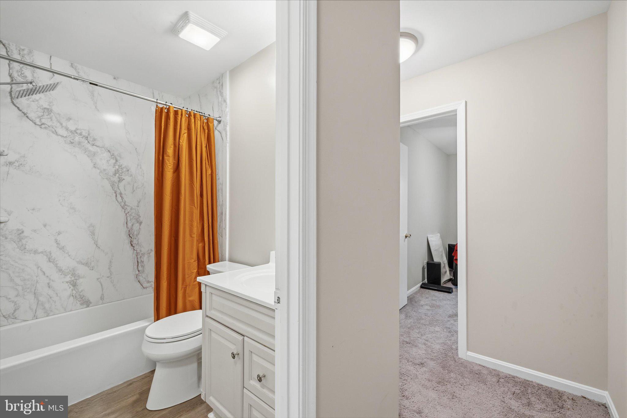 GREENCASTLE MANOR - Residential