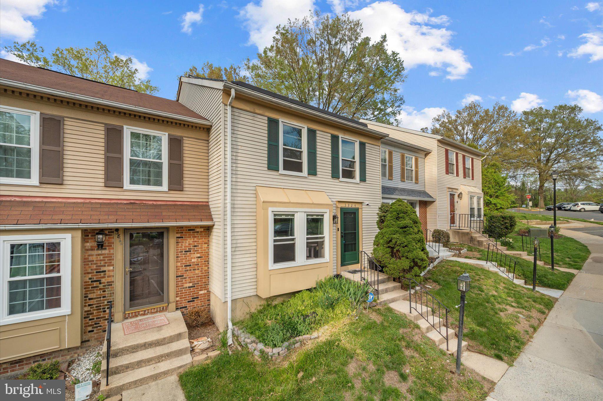 GREENCASTLE MANOR - Residential