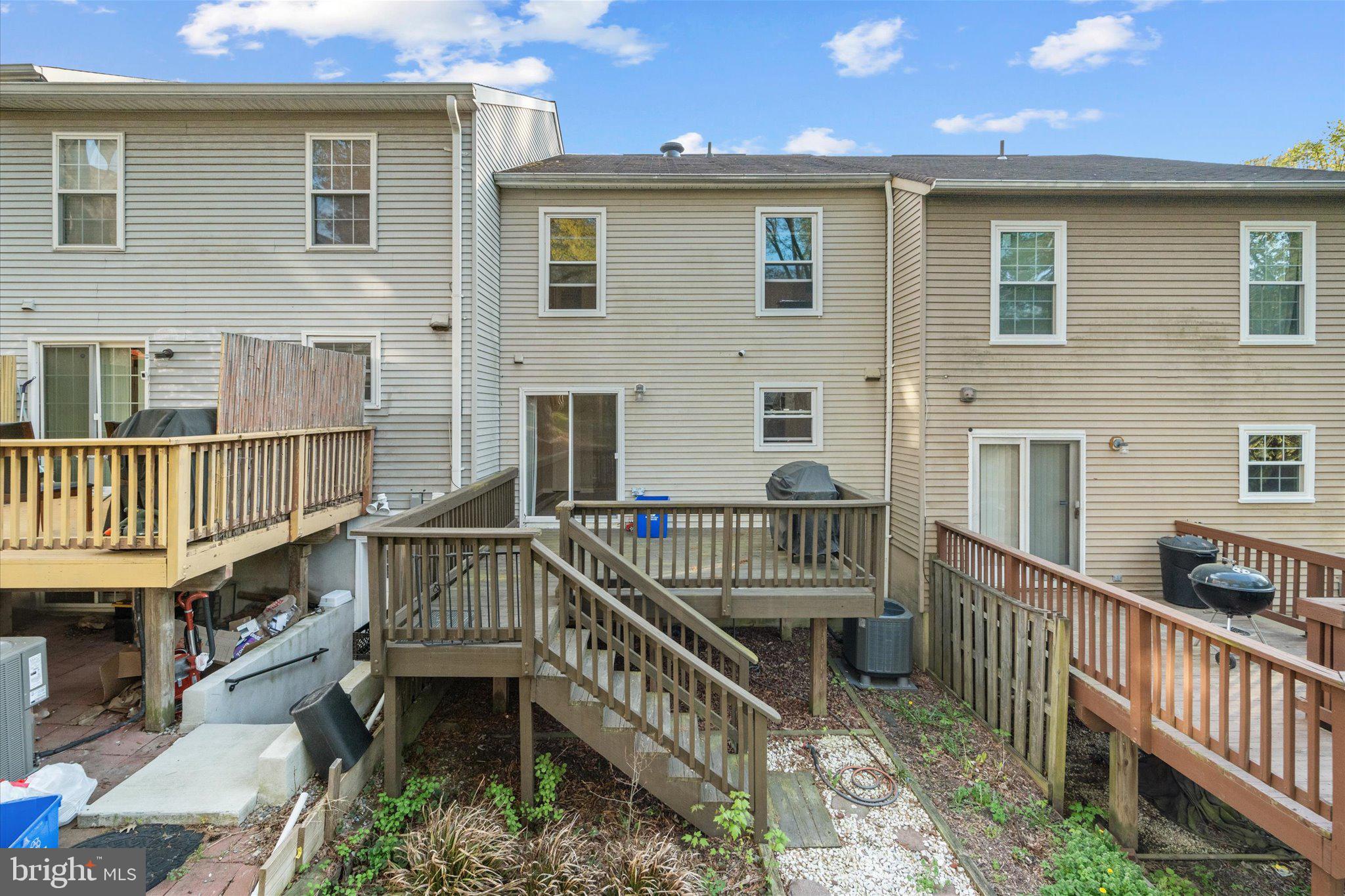 GREENCASTLE MANOR - Residential