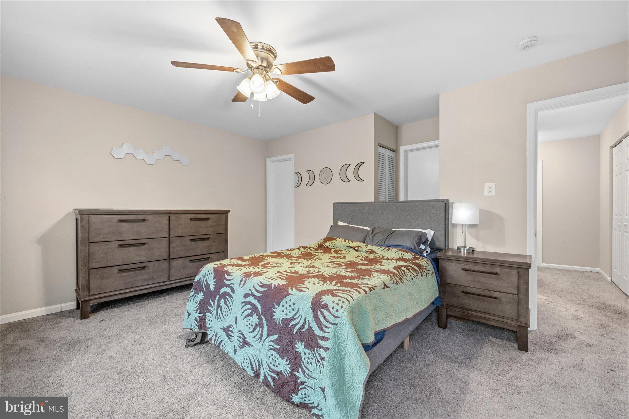 GREENCASTLE MANOR - Residential