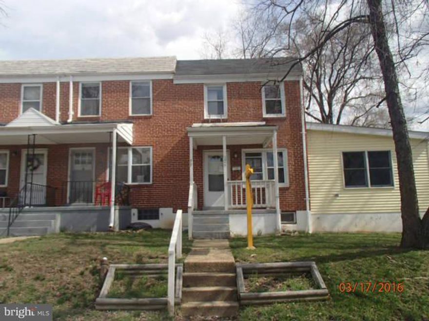 HUD Owned Home, case number 241-860906.  HUD Homes are sold "as is,"  FHA insurable with repair escrow, subject to appraisal. Super opportunity to own this end-unit townhouse! Enjoy bright, spacious room sizes and large extended living room. Finished basement provides additional living/storage space. Covered front porch & rear deck great for warm weather relaxation.  Garage and fenced backyard!