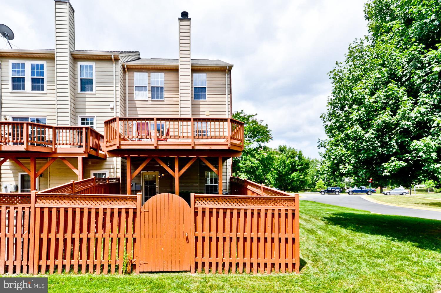MANCHESTER LAKES - Residential