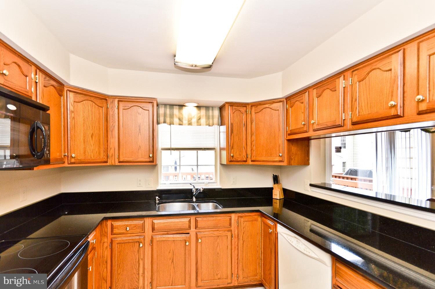 MANCHESTER LAKES - Residential