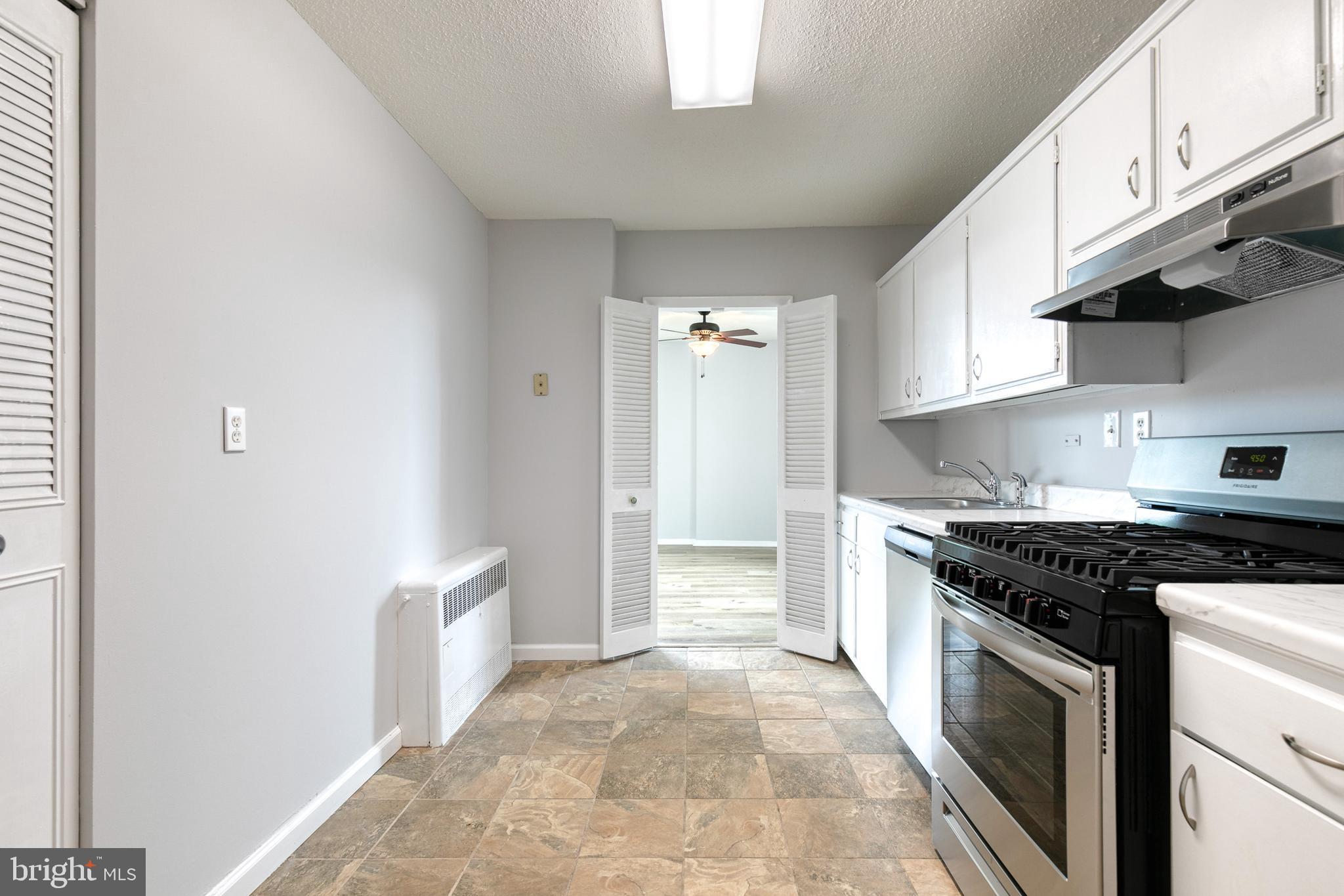 ROLAND PARK - Residential