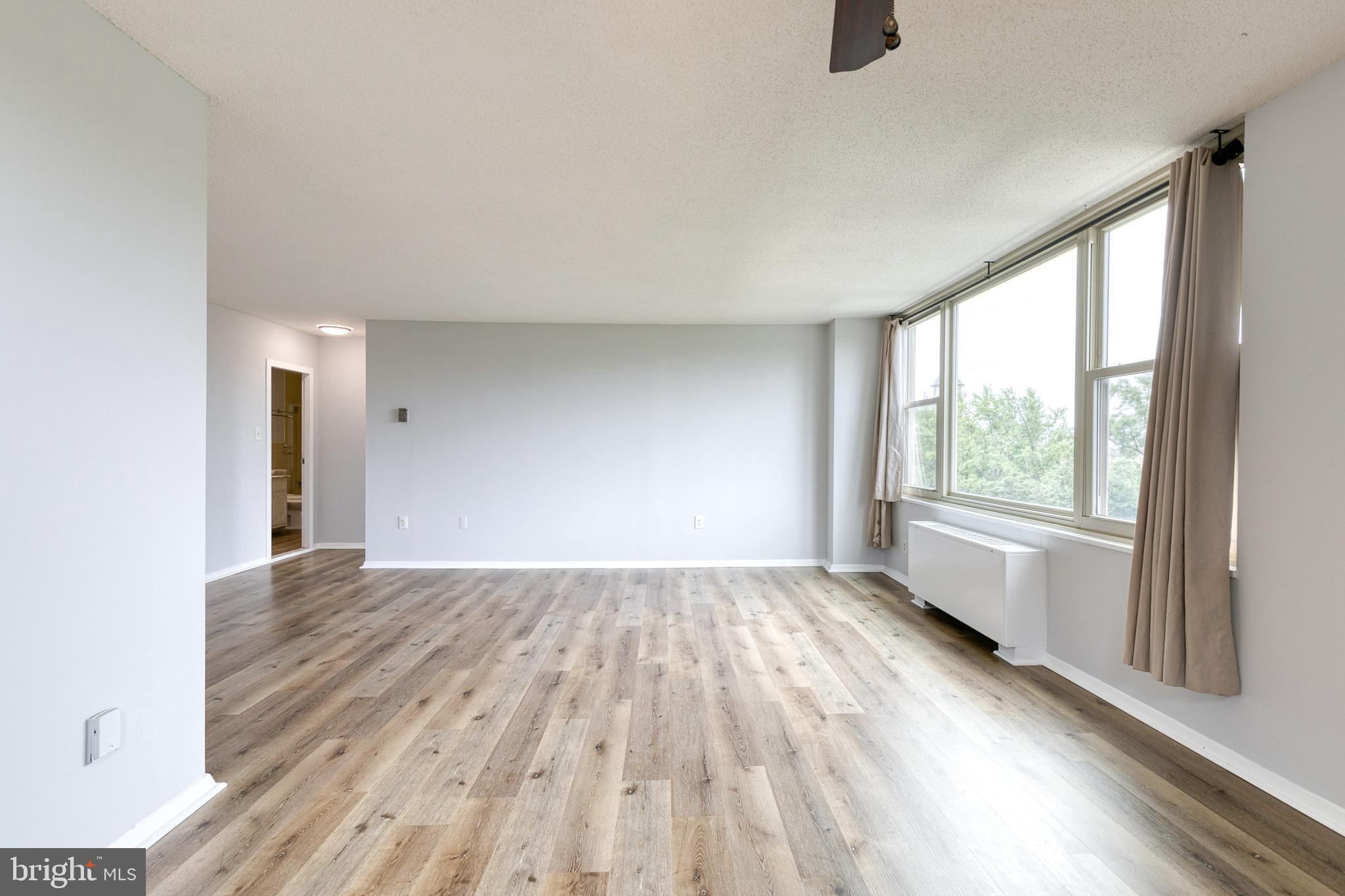 ROLAND PARK - Residential