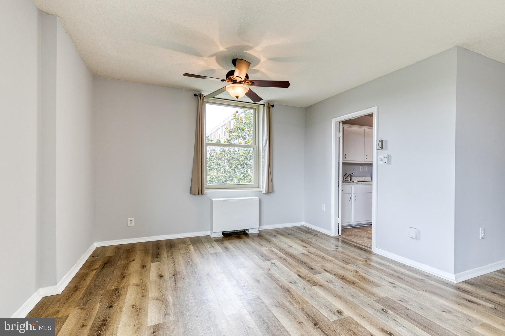 ROLAND PARK - Residential