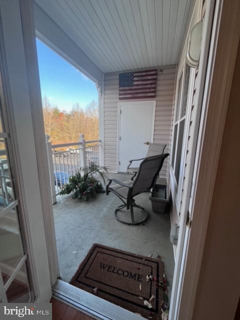 FOUR SEASONS - Residential Lease