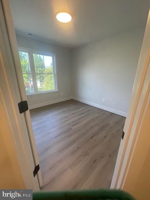 COLONIAL BEACH - Residential Lease