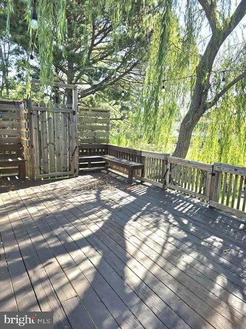 MYSTIC HARBOUR - Residential