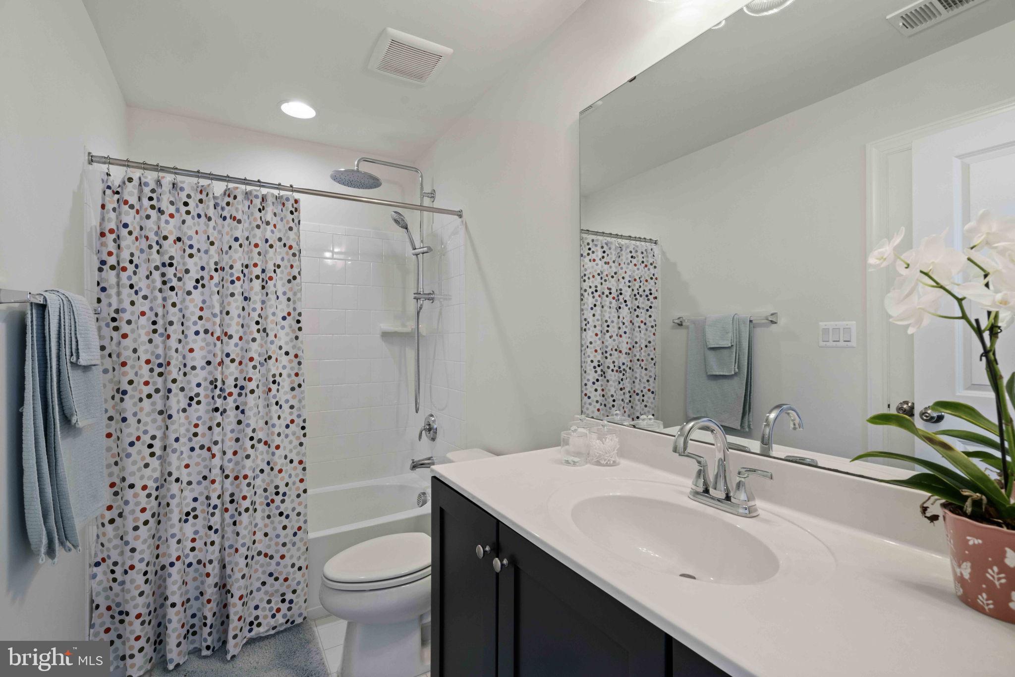 BELMONT BAY - Residential