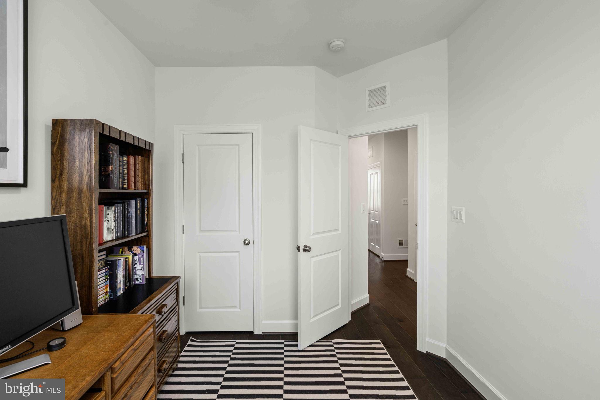 BELMONT BAY - Residential