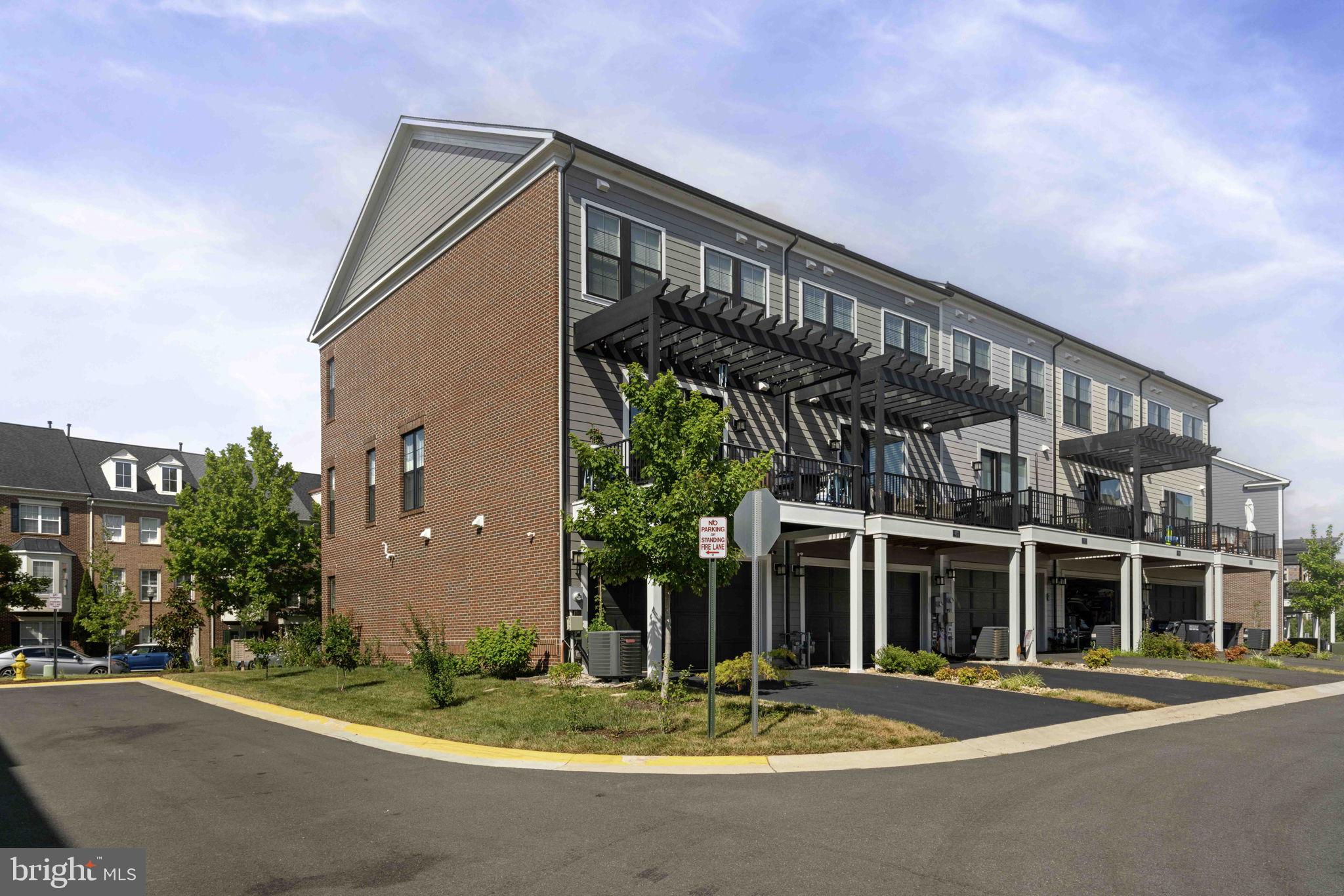 BELMONT BAY - Residential