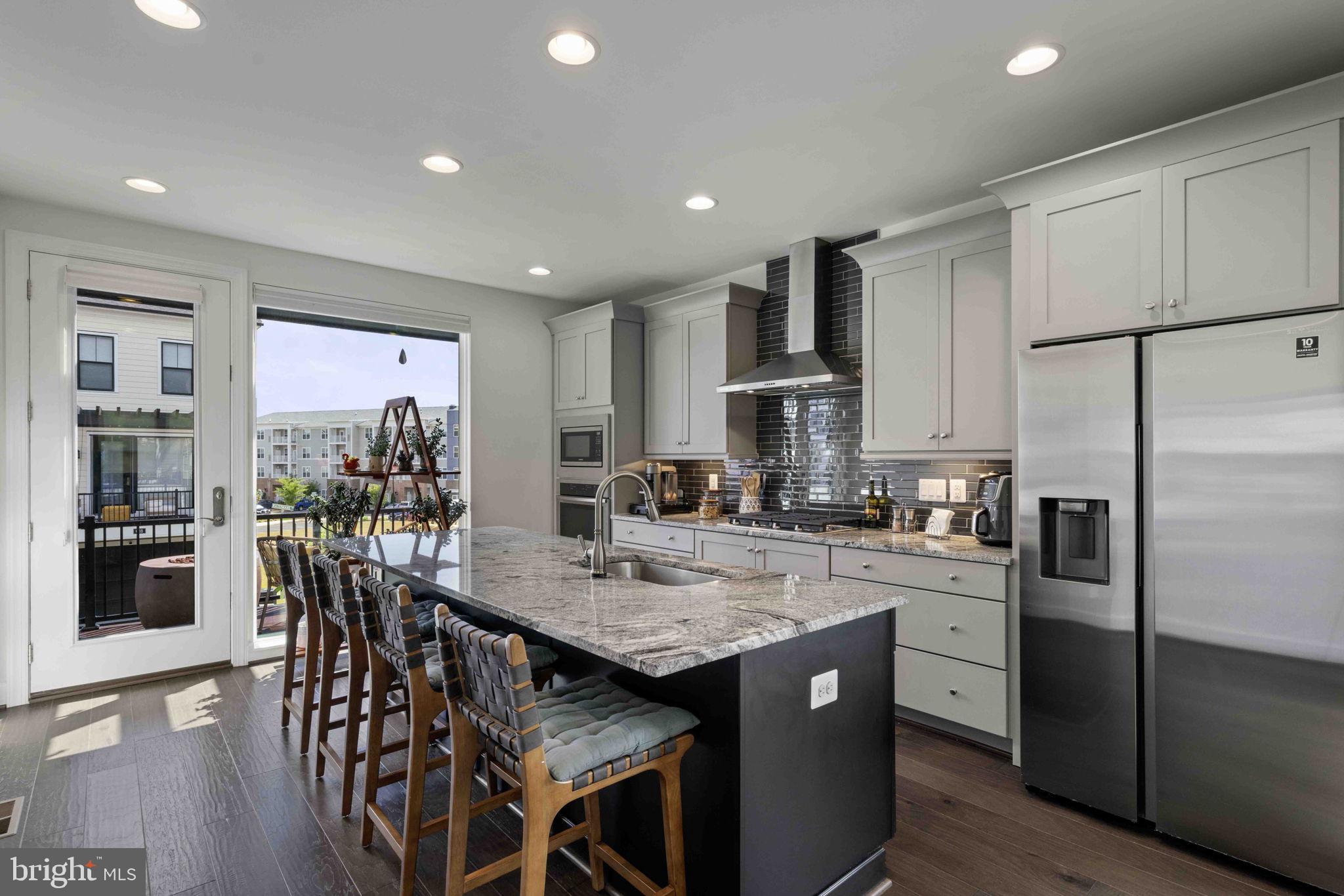 BELMONT BAY - Residential