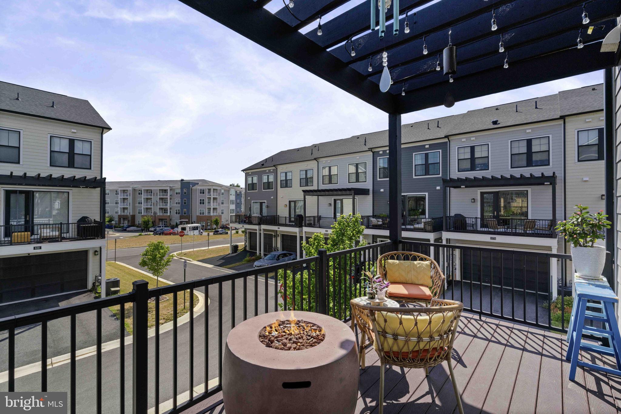 BELMONT BAY - Residential