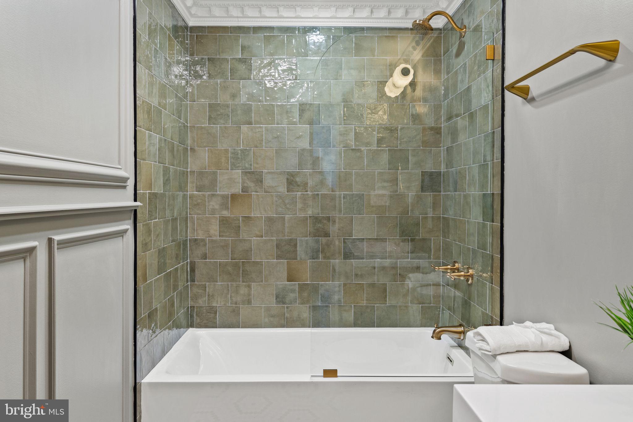 EAST PASSYUNK CROSSING - Residential