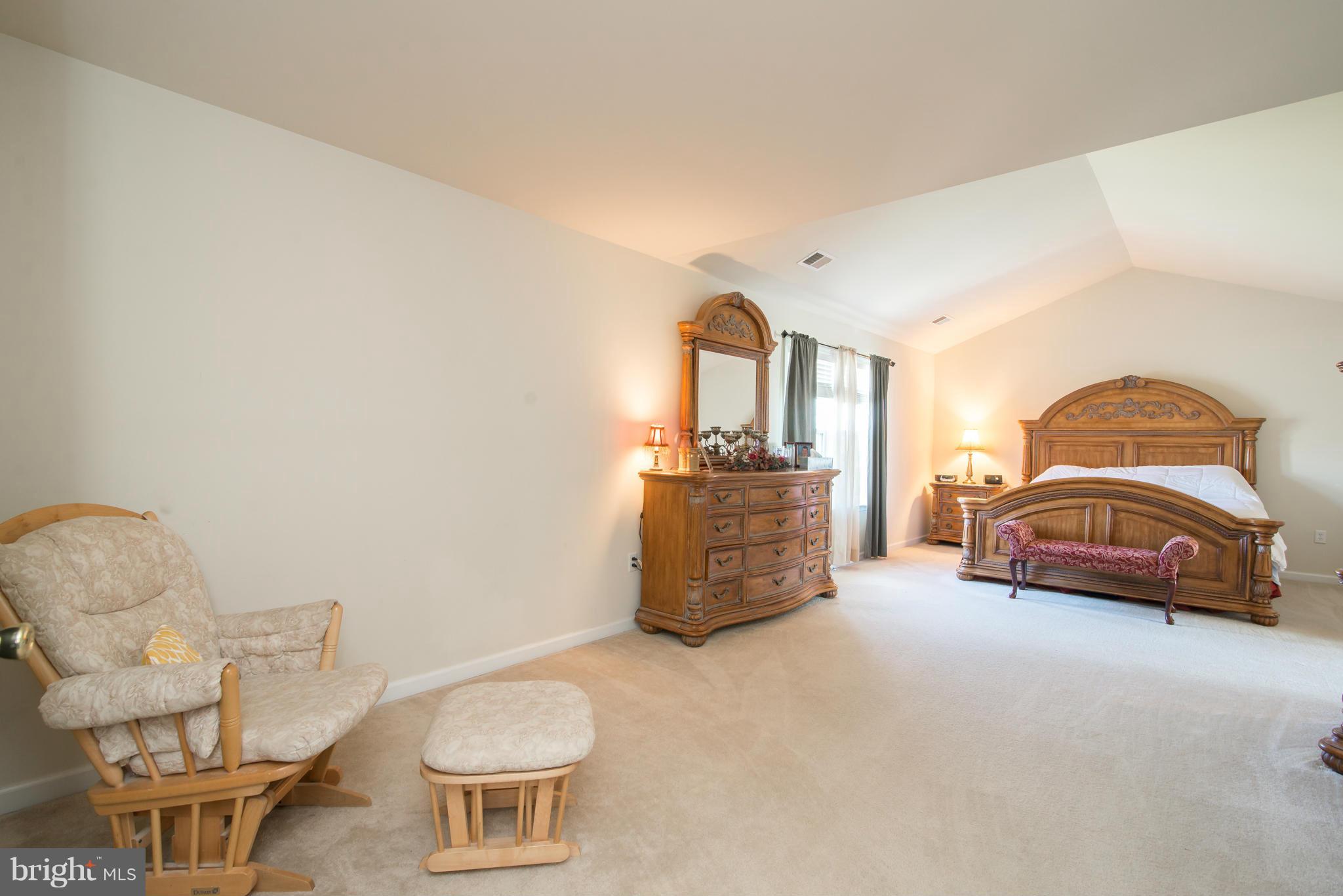 SPRUCE HILL ESTATES - Residential