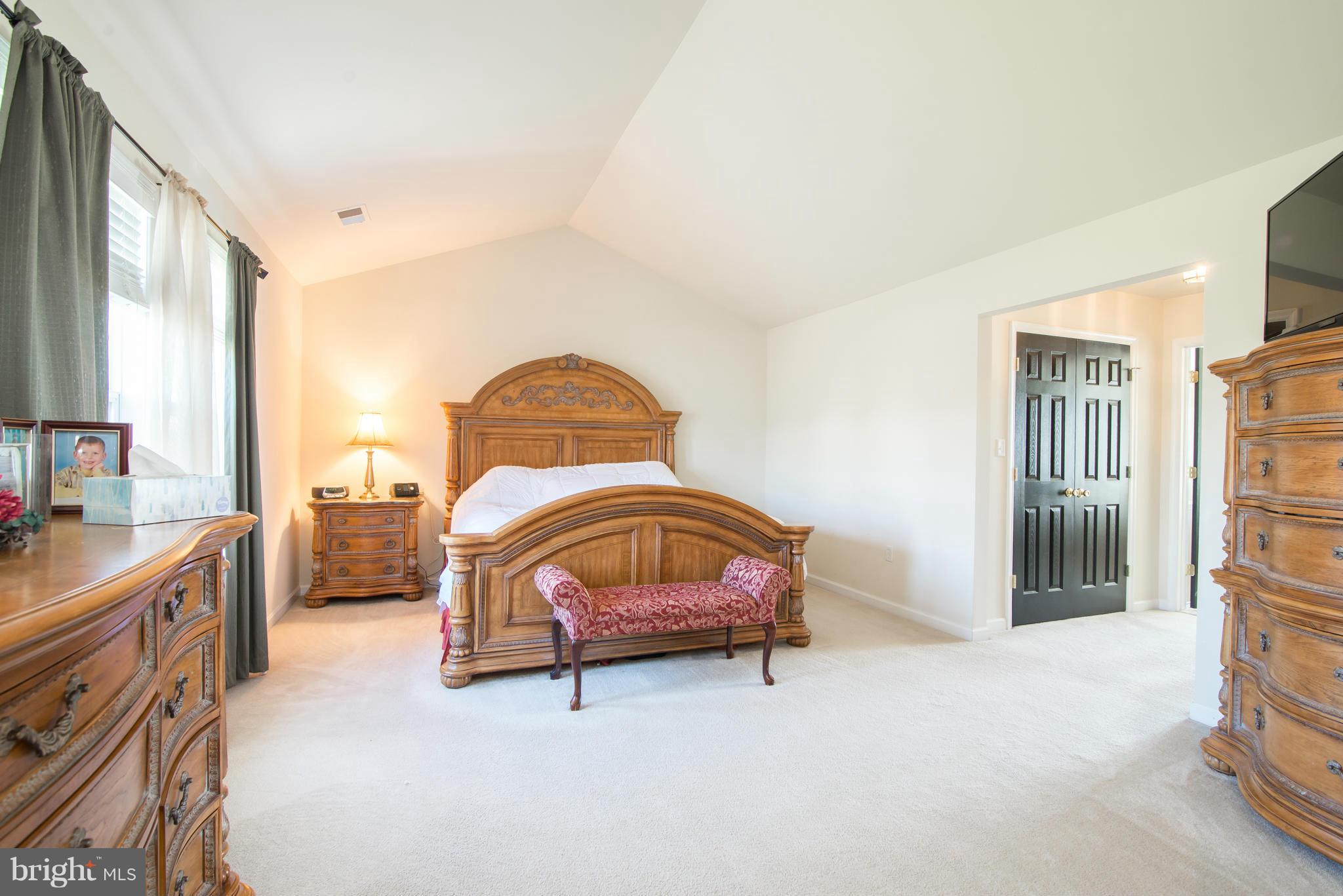 SPRUCE HILL ESTATES - Residential