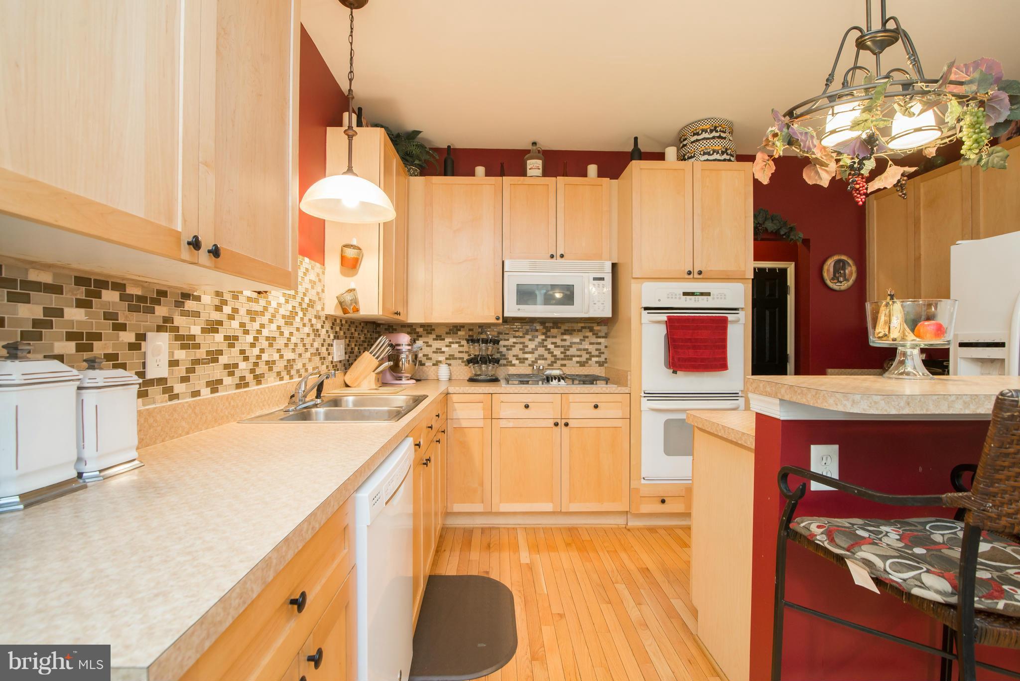 SPRUCE HILL ESTATES - Residential