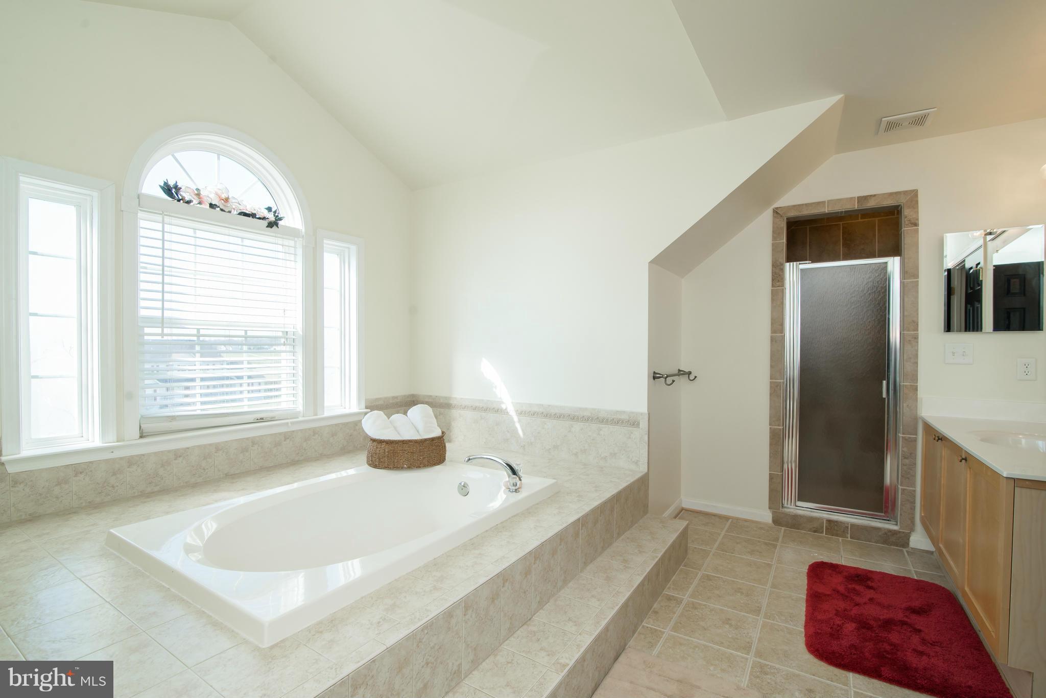 SPRUCE HILL ESTATES - Residential