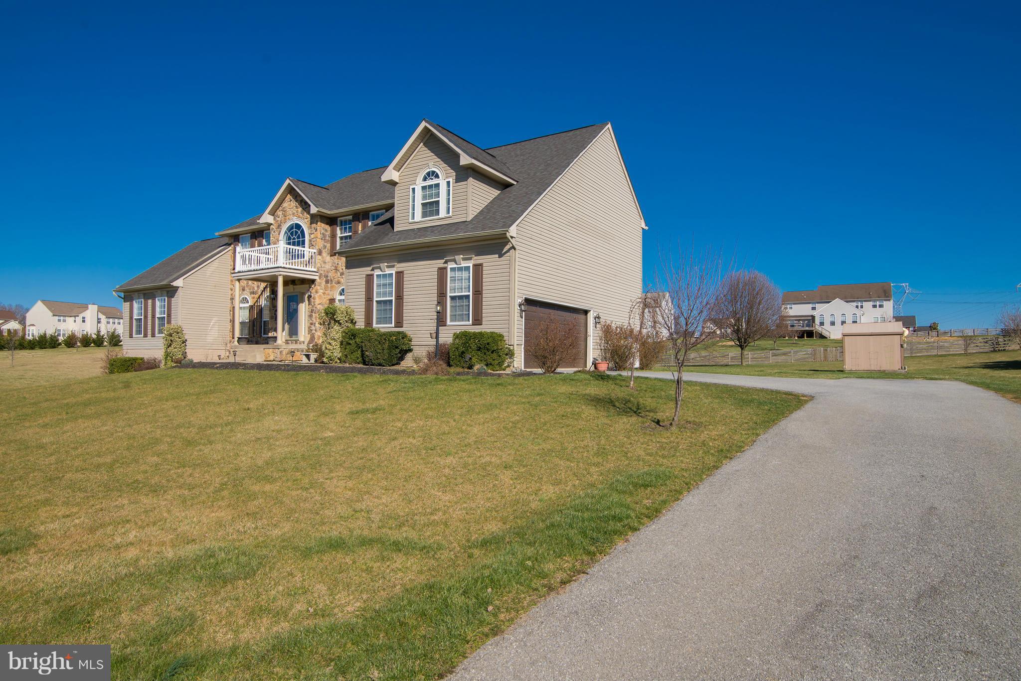 SPRUCE HILL ESTATES - Residential