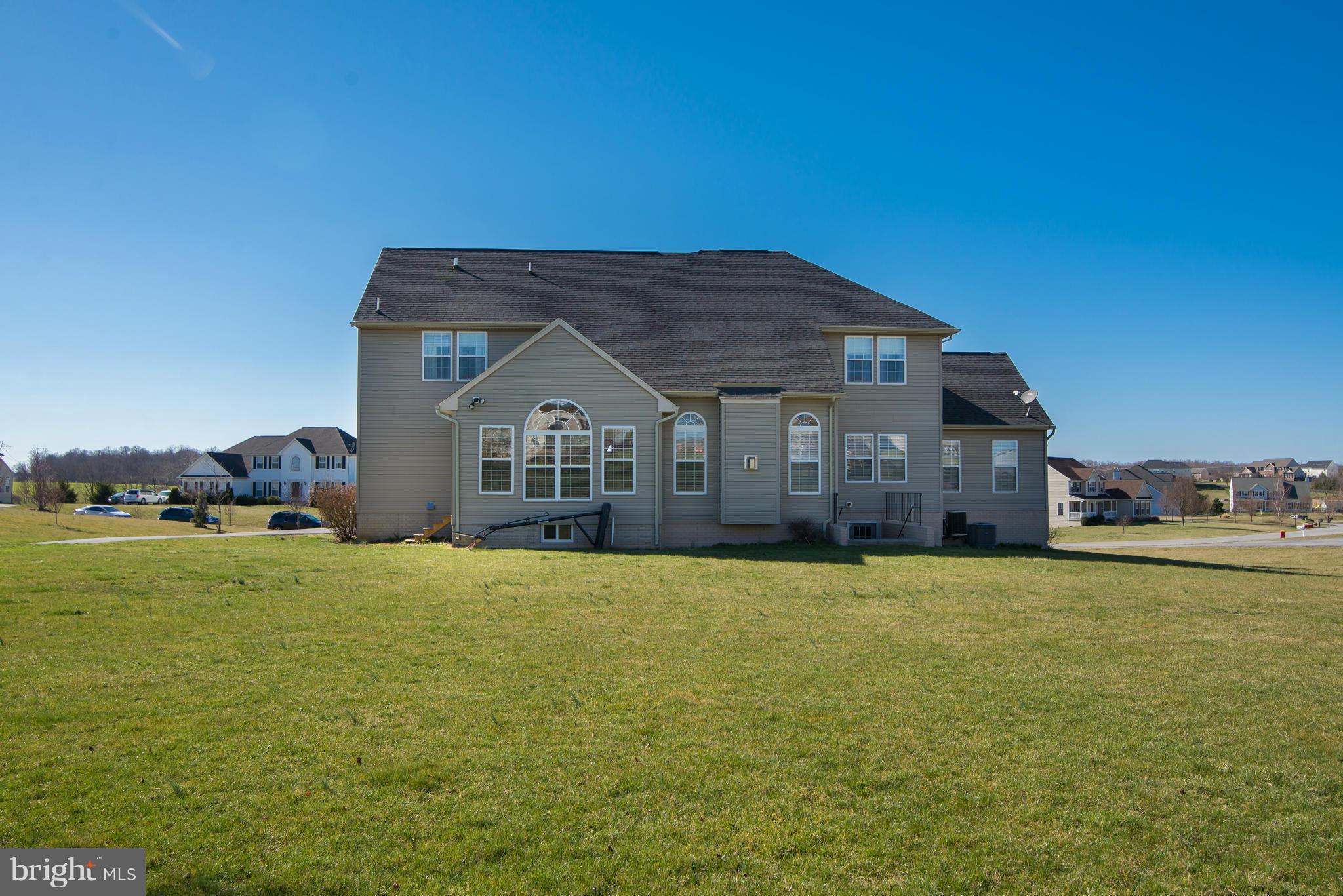 SPRUCE HILL ESTATES - Residential