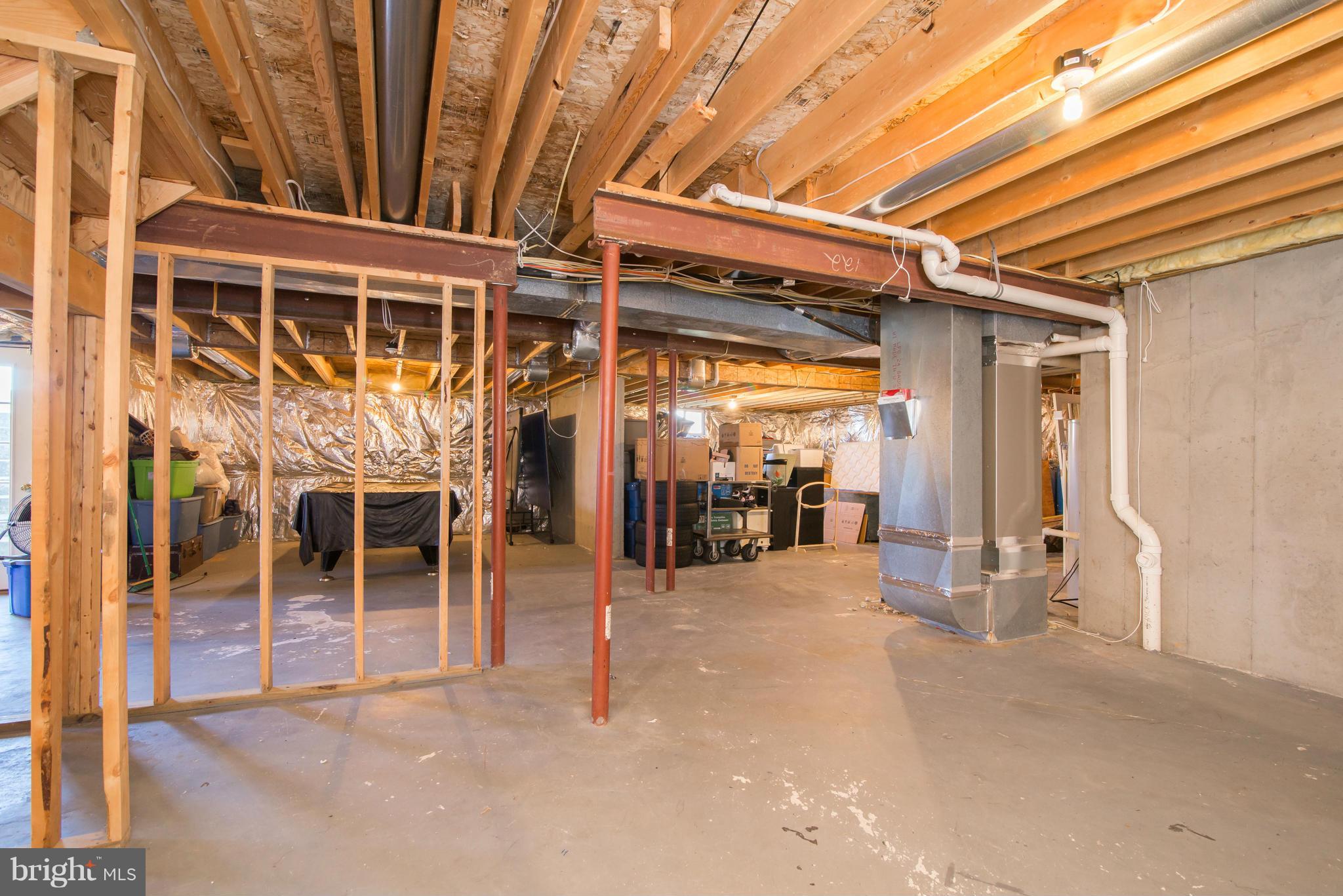 SPRUCE HILL ESTATES - Residential