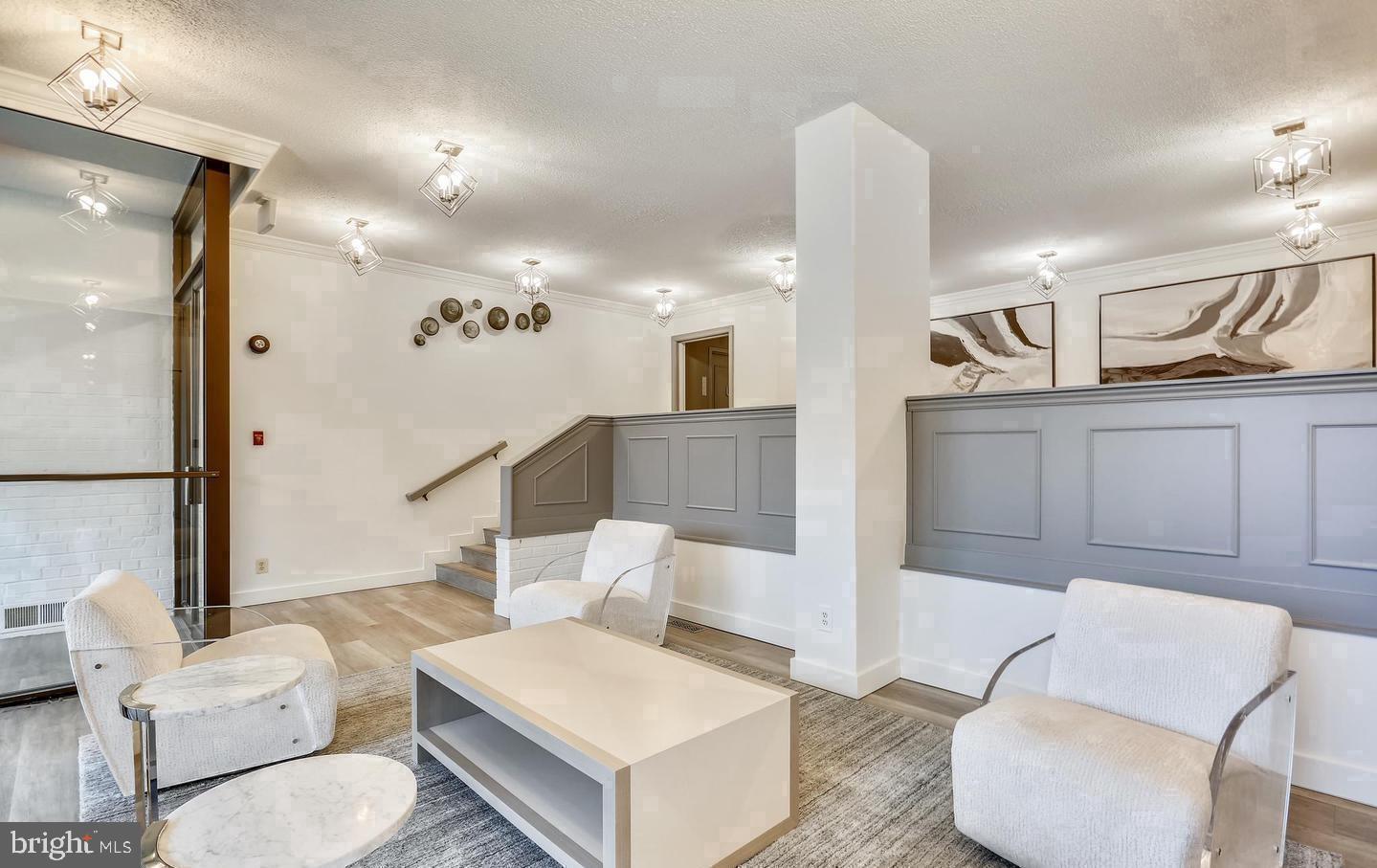 AMERICANA CENTRE - Residential Lease