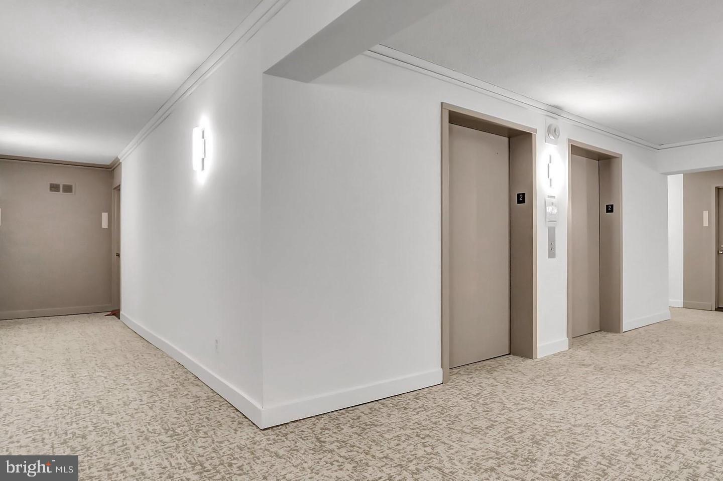 AMERICANA CENTRE - Residential Lease
