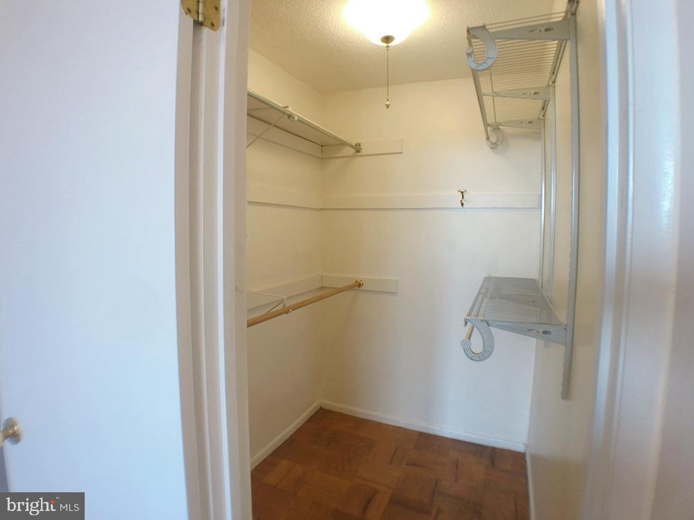 AMERICANA CENTRE - Residential Lease